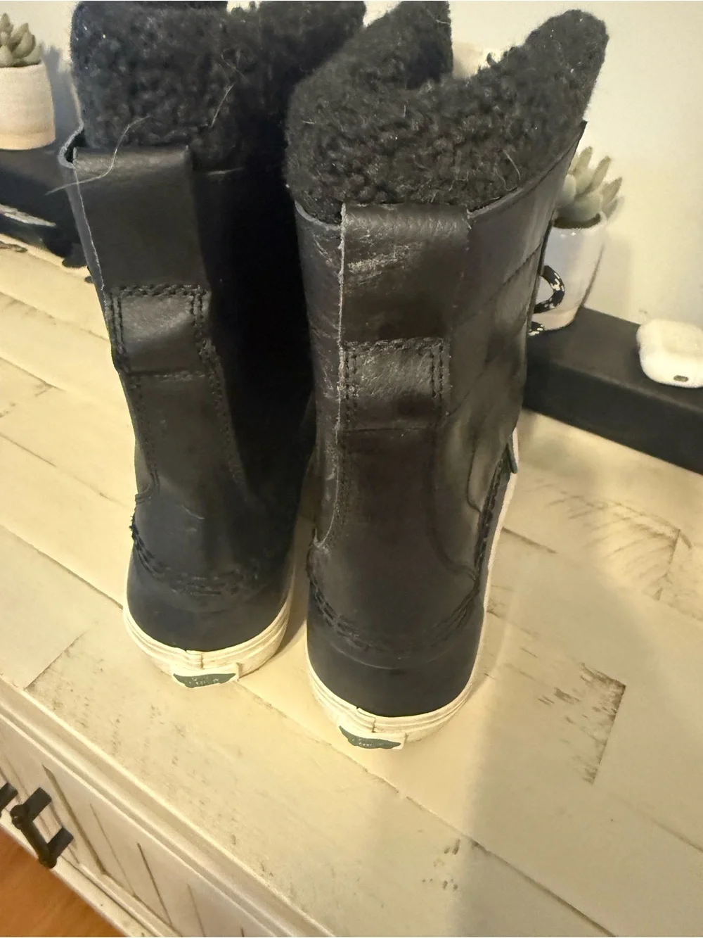 Vans Black Winter Lace-Up Boots with Green Stripe
